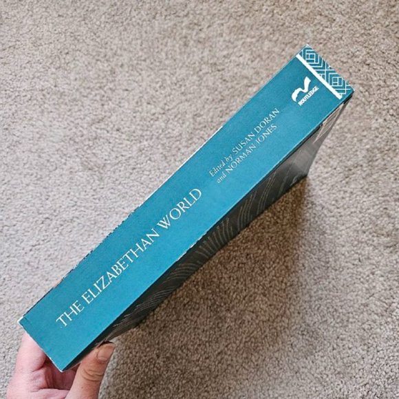 The Elizabethan World by Susan Doran (Editor), Norman Jones (Editor) - Paperback - Picture 5 of 7